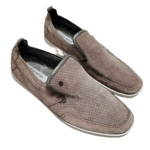 Steve madden slip on shoes